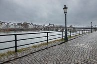 Winteransicht von Maastricht und der Sankt-Servatius-Brücke von Kim Willems Miniaturansicht