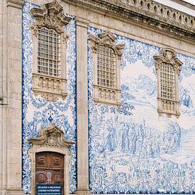 Kirchenkacheln in Porto | Azulejos | Farbenfrohe Reisefotografie von Studio Rood