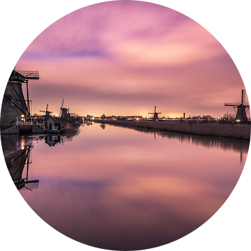 Hollandse windmolens op de Kinderdijk van Martijn Schruijer