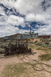 The old abandoned factory by Kimberley Helmendag