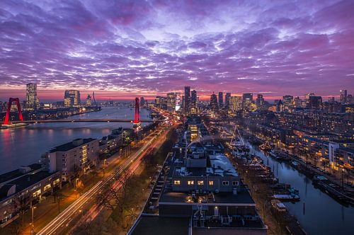 Het panoramisch uitzicht over Rotterdam