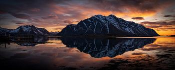 Reflexionen der Mitternachtssonne