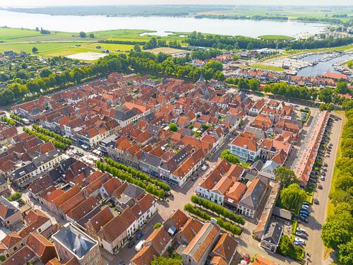 De oude stad Elburg van bovenaf gezien