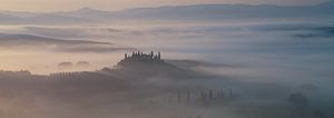 Podere Belvedere im Morgennebel