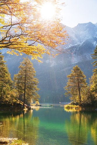 Eibsee and Zugspitze in autumn