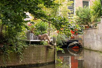 Mannequin au bord de l'eau