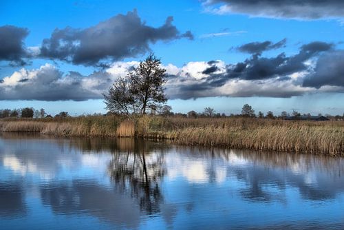 Wolken en water in het Zwarte Waterland