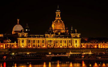 Old Town backdrop Dresden by night by Ullrich Gnoth