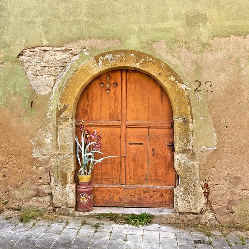 Historische deur in Rothenburg ob der Tauber