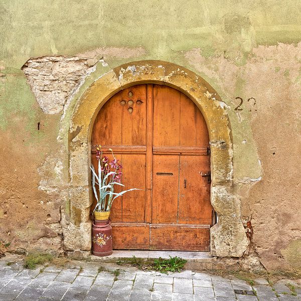Historic door in Rothenburg ob der Tauber by Heiko Kueverling