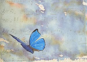 Schmetterling tanzt zu Musiknoten