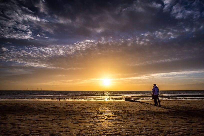 Sunset by Linda Raaphorst