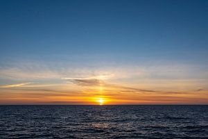 Zonsopkomst boven de Noordzee