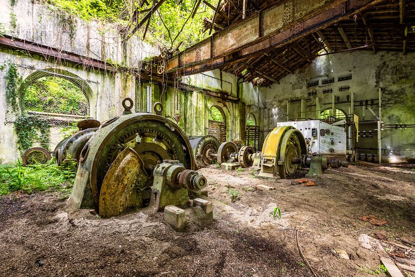 Verlassenes Wasserkraftwerk in Spanien von Gentleman of Decay