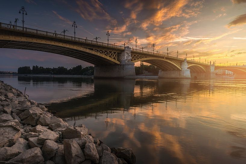 Budapest by Hello Pompoyo