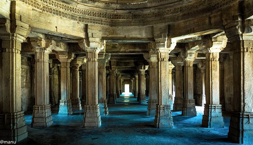 Grand Mosque (Jami Masjid) by Atelier Liesjes