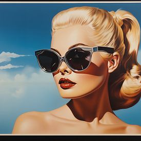 Filmaffiche uit de jaren 1950 met een mooie 40-jarige blonde vrouw met zonnebril en paardenstaart in retro vintage art-stijl van Animaflora PicsStock