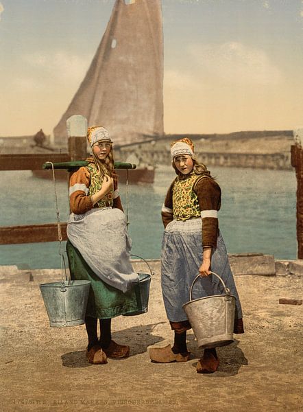 Filles autochtones, Île Marken, Hollande par Vintage Afbeeldingen