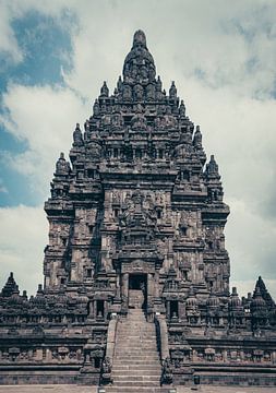 Prambanan tempel complex in Indonesië van Marjolein Fortuin