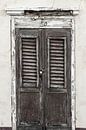 Vintage wooden door - Pietermaai Curaçao - Architecture by Dennis en Mariska thumbnail