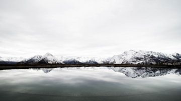 Mountain panorama by Lisa Becker