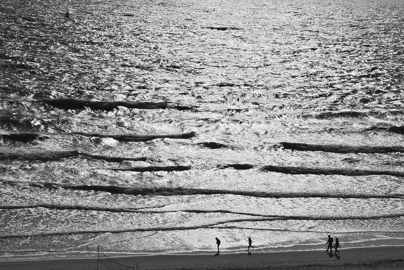 Getting a breath of fresh air at the coast by Zeeland op Foto