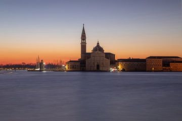 Venetië - San Giorgio Maggiore Kerk bij zonsopgang van t.ART