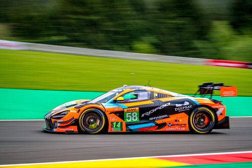 McLaren 720S GT3-raceauto op Spa-Francorchamps