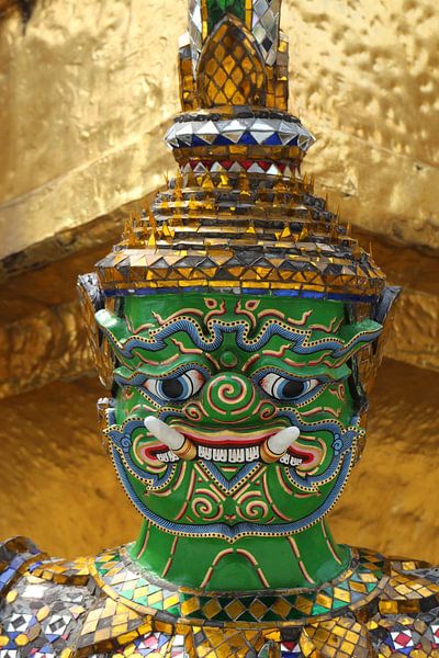 Yaksha at one of the golden Chedis by Marcia Dubbelaar