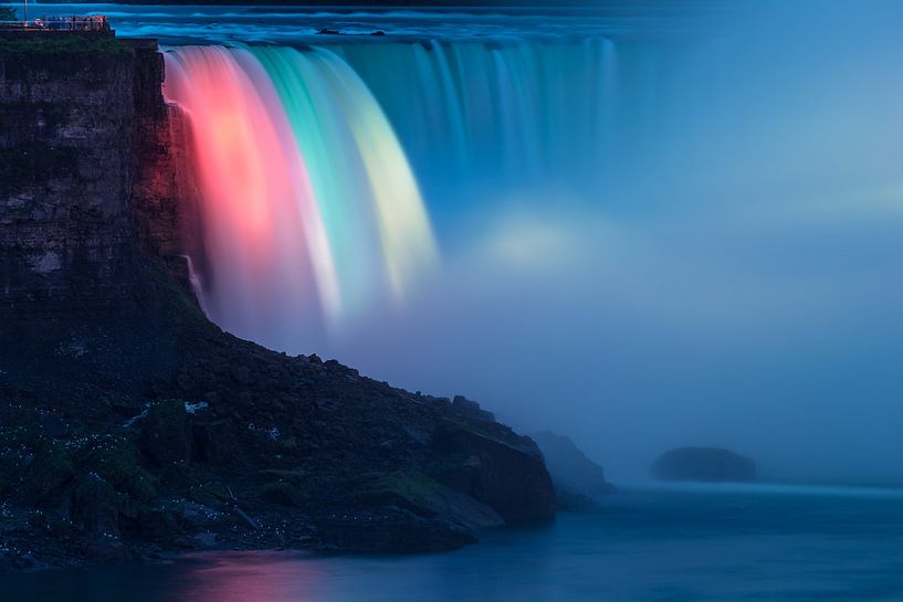 NIAGARAFÄLLE 02 von Tom Uhlenberg