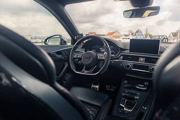 Audi RS4 ABT in een Havenachtig Gebied van Sebastiaan van 't Hoog