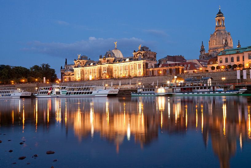 Dresden by night by Peter Schickert