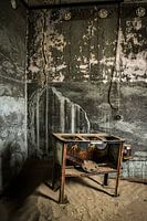 Vervallen fornuis in Kolmanskop (Namibië), Urbex