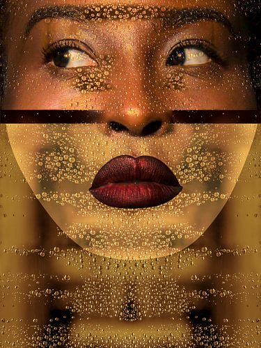 African look. Druppels in Goud