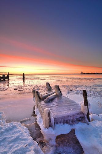 Steiger Durgerdam onder winterse omstandigheden.