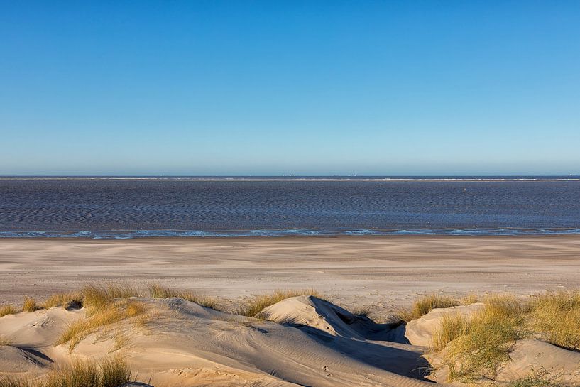 Duinen, strand en zee van Bram van Broekhoven