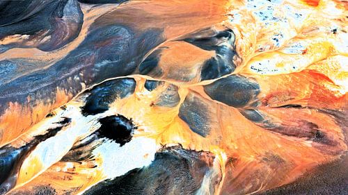 Les Andes d'Amérique du Sud vues du ciel mixed media