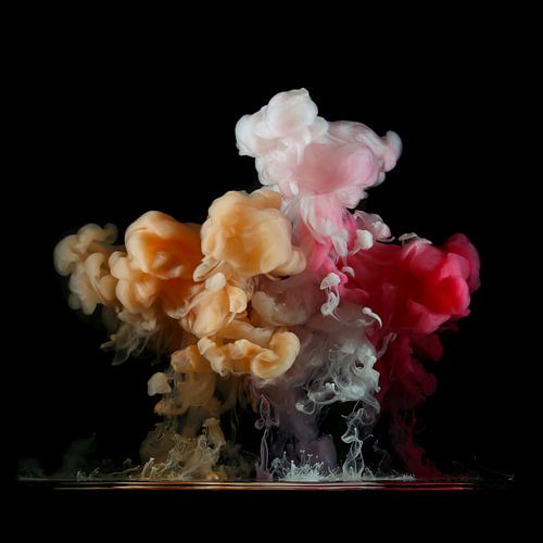 Neblige Träume in Wolken und schönen Farben