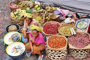 Pasar in Indonesien von Eduard Lamping