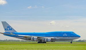Flugzeug vom Typ KLM Boeing 747 auf dem Flughafen Schiphol