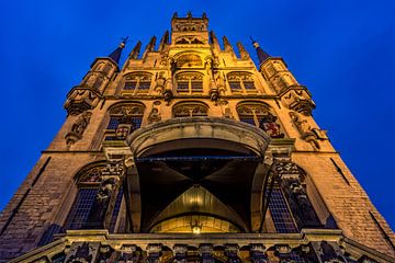 Gouda city hall by Michael van der Burg