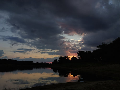 Crépuscule sur les prairies de l'Elbe