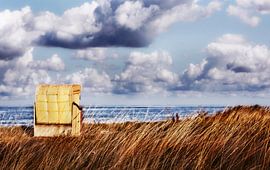 counting clouds by Claudia Moeckel