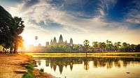 Zonsopgang Panorama bij Angkor Wat van Erwin Lodder thumbnail