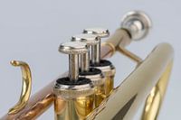 Muziekinstrument trompet in detail