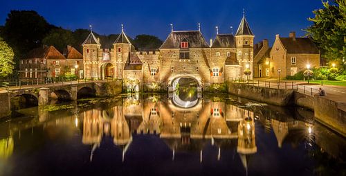 Coupling port by night