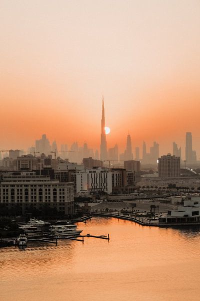 Dubai by Hello Pompoyo