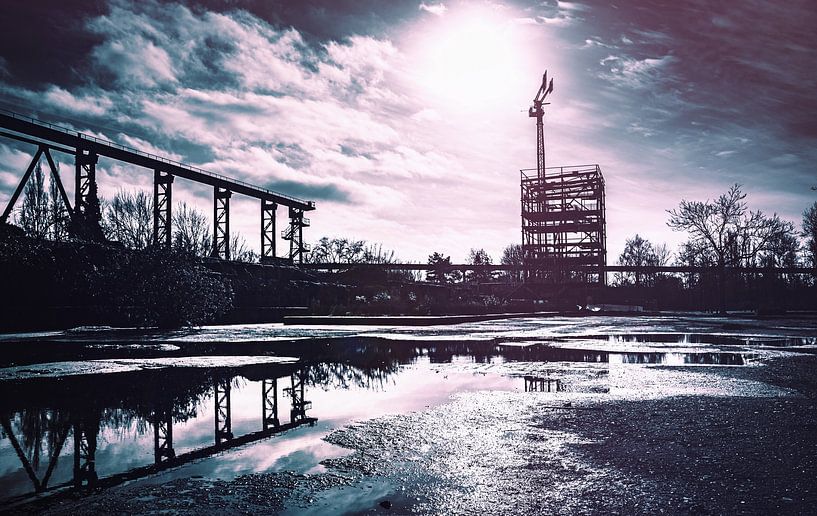 Surrealer Landschaftspark Duisburg Nord - Stahlwerk, Zeche von Jakob Baranowski - Photography - Video - Photoshop