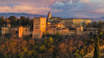 Zonsondergang bij het Alhambra in Granada van Henk Meijer Photography