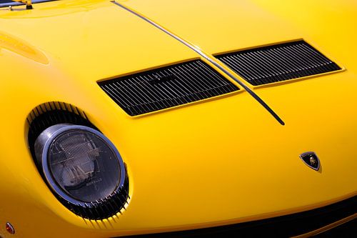 Lamborghini Miura klassieke sportwagen vooraanzicht